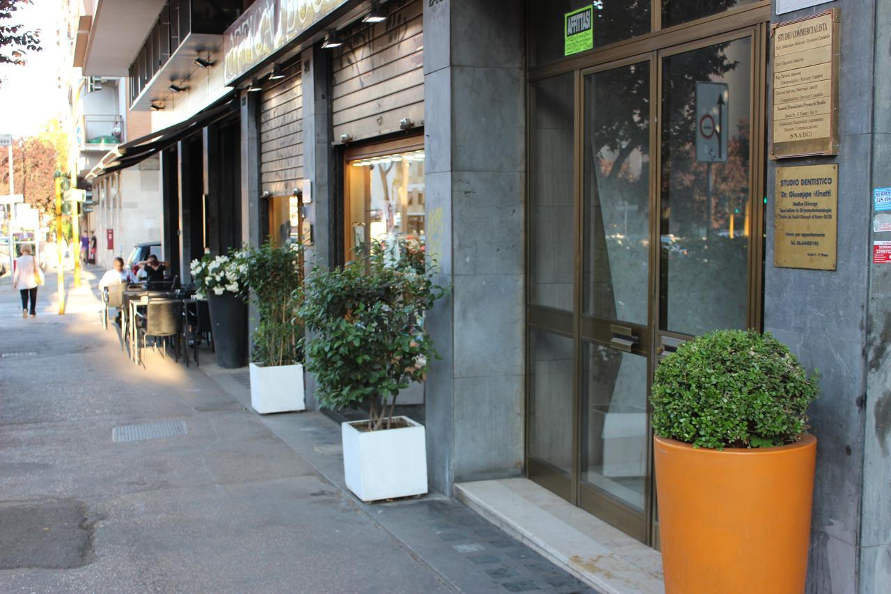 Vmh Vatican Modern House ローマ エクステリア 写真