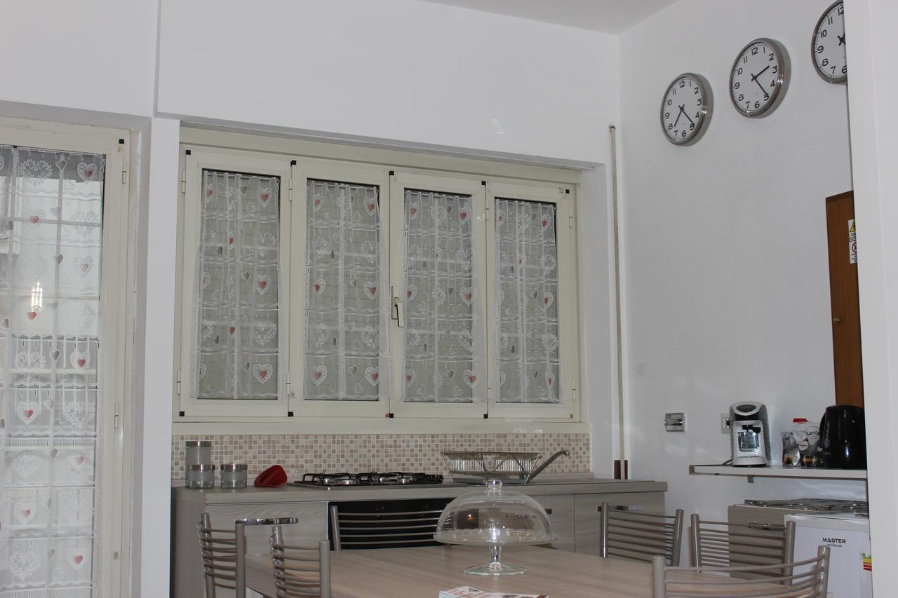 Vmh Vatican Modern House ローマ エクステリア 写真