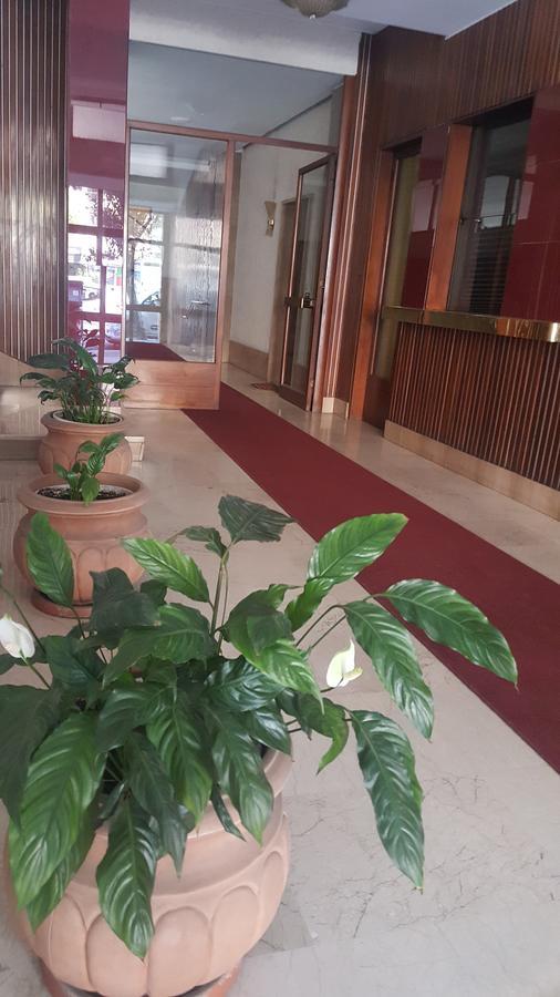 Vmh Vatican Modern House ローマ エクステリア 写真